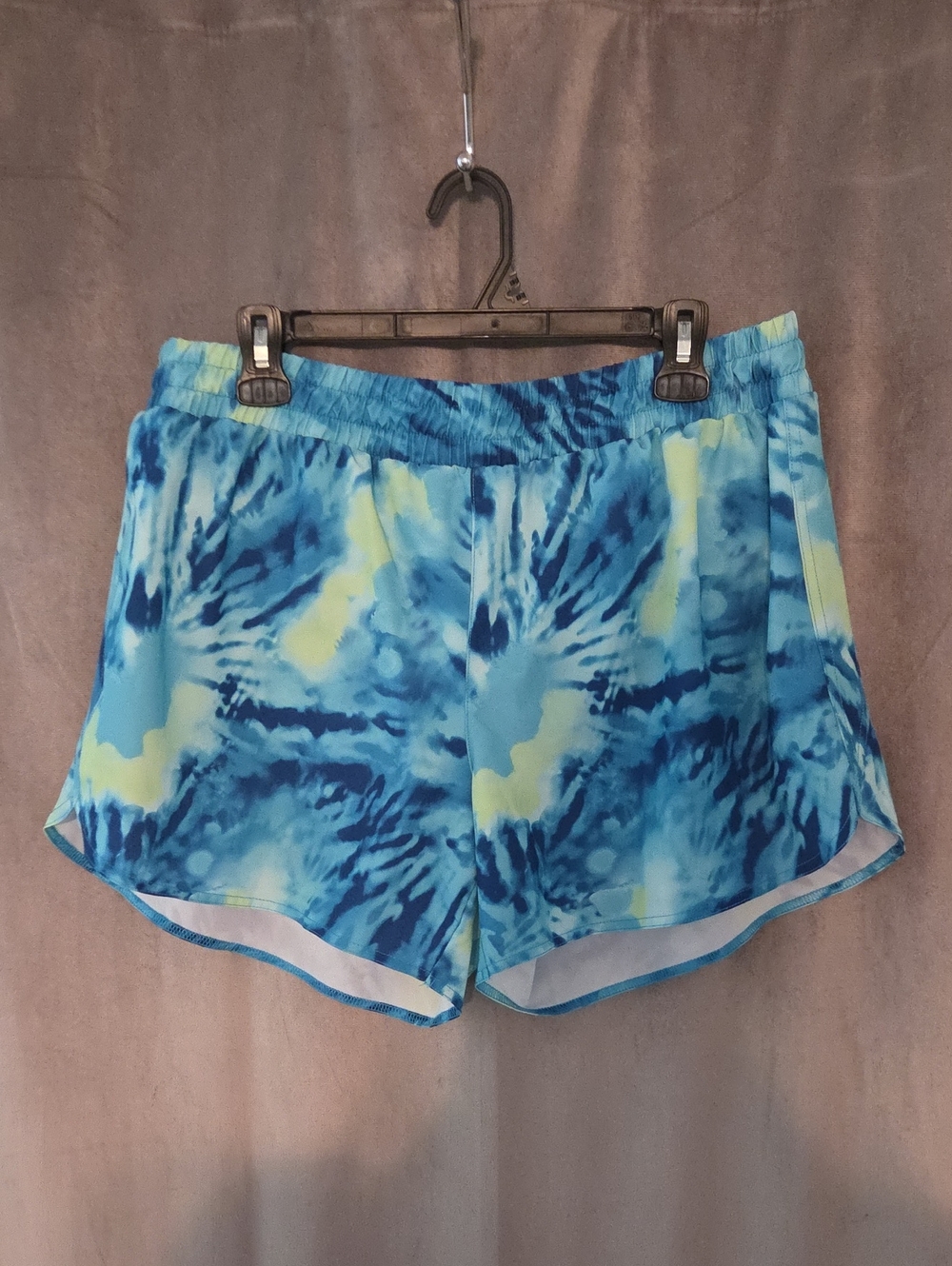 Athletic Works XL Blue & Yellow Tie-Dye Women's Athletic Shorts